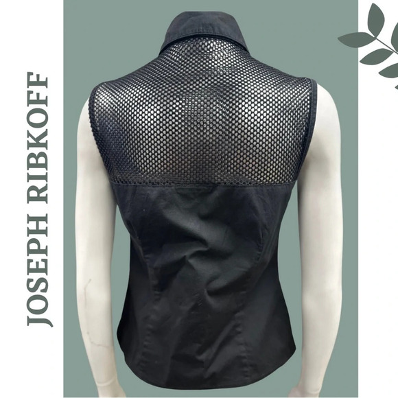 Joseph Ribkoff Sleeveless Button Front
Top Black Meah Yoke Detail Size 4 - Picture 5 of 9